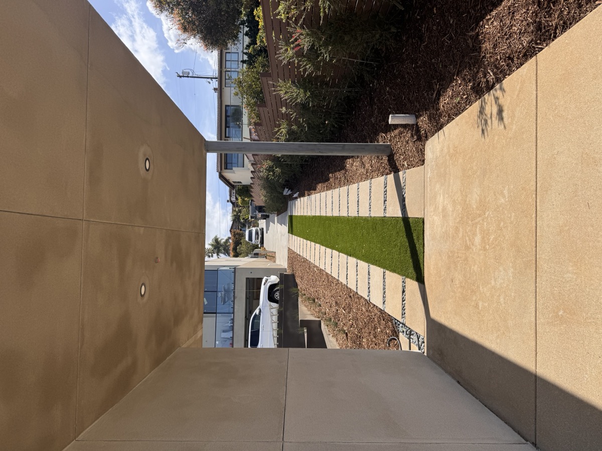 Felicita Master Bath - Escondido